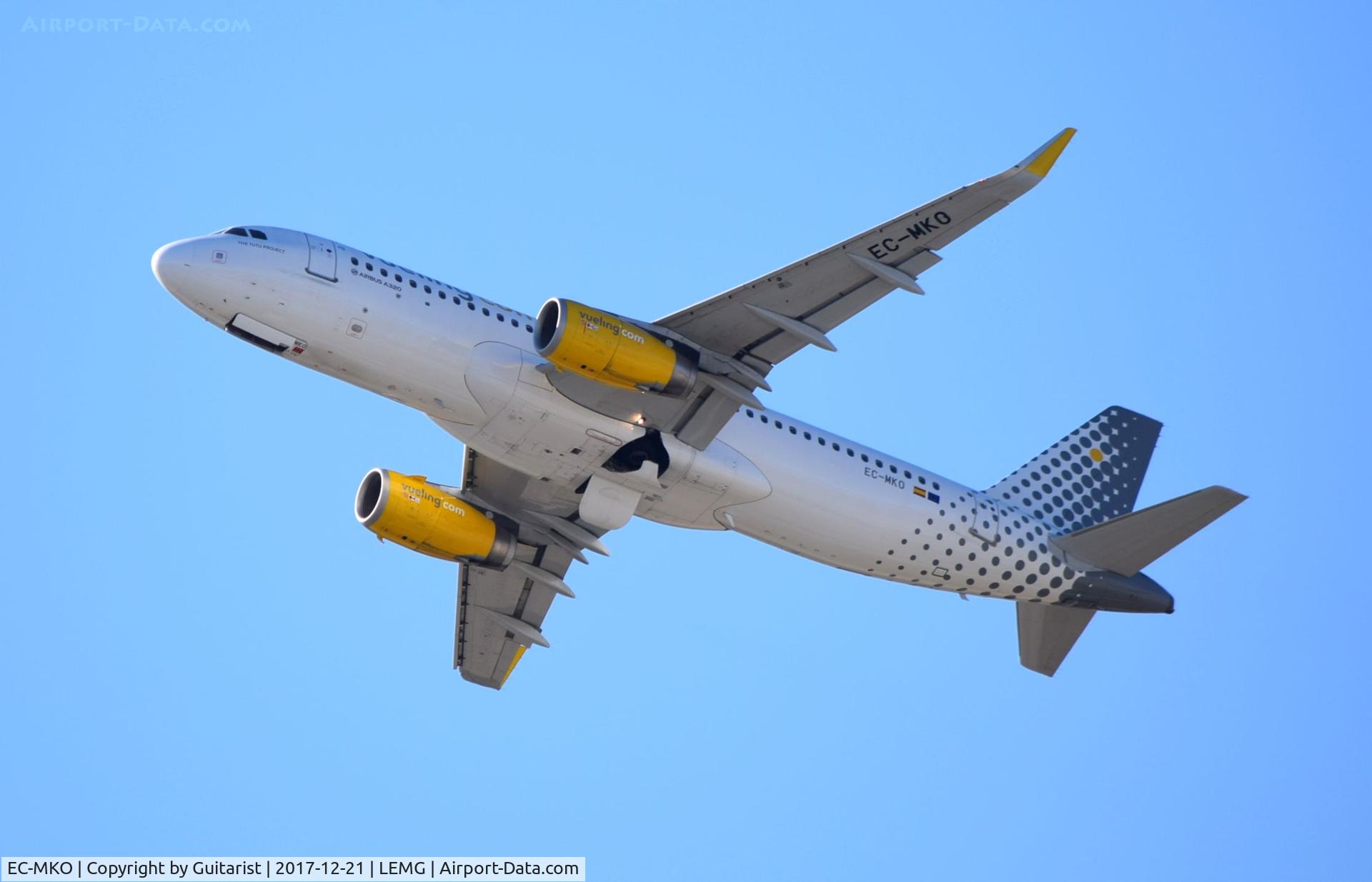 EC-MKO, 2016 Airbus A320-232 C/N 7028, At Malaga