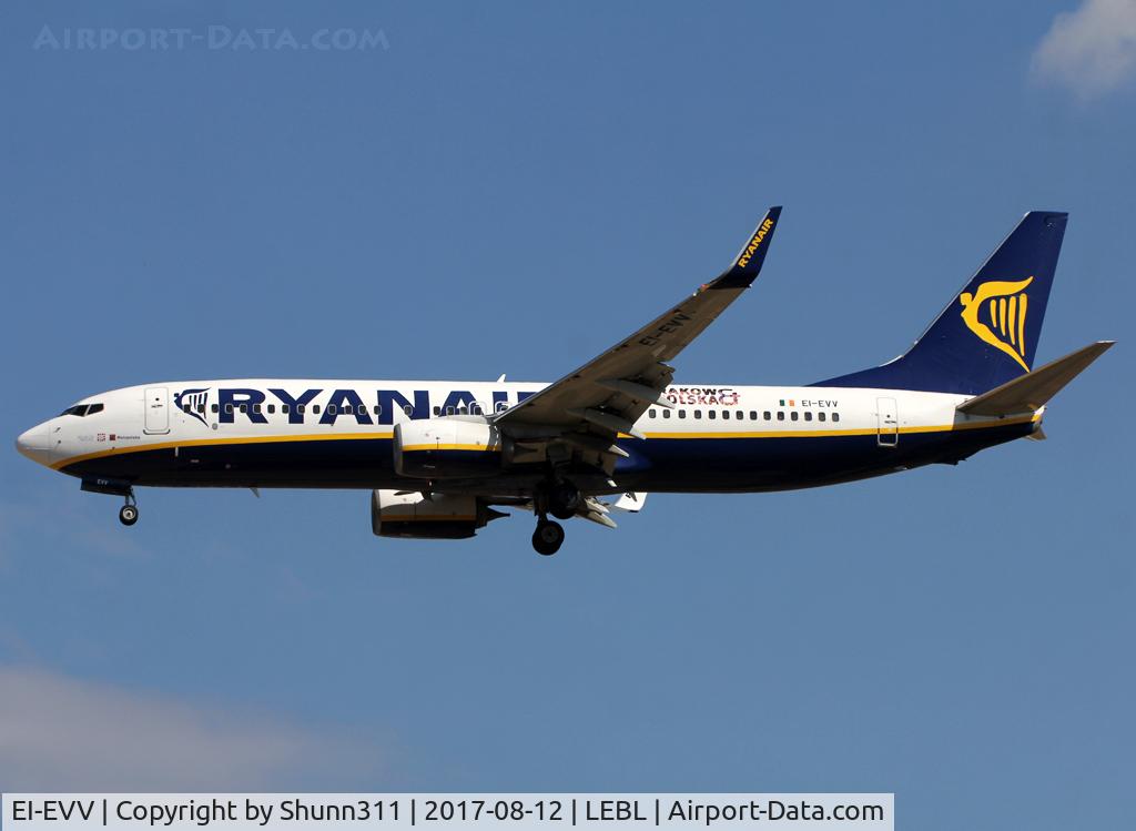 EI-EVV, 2012 Boeing 737-8AS C/N 40314, Landing rwy 25R with still 'Krakow Malopolska' titles