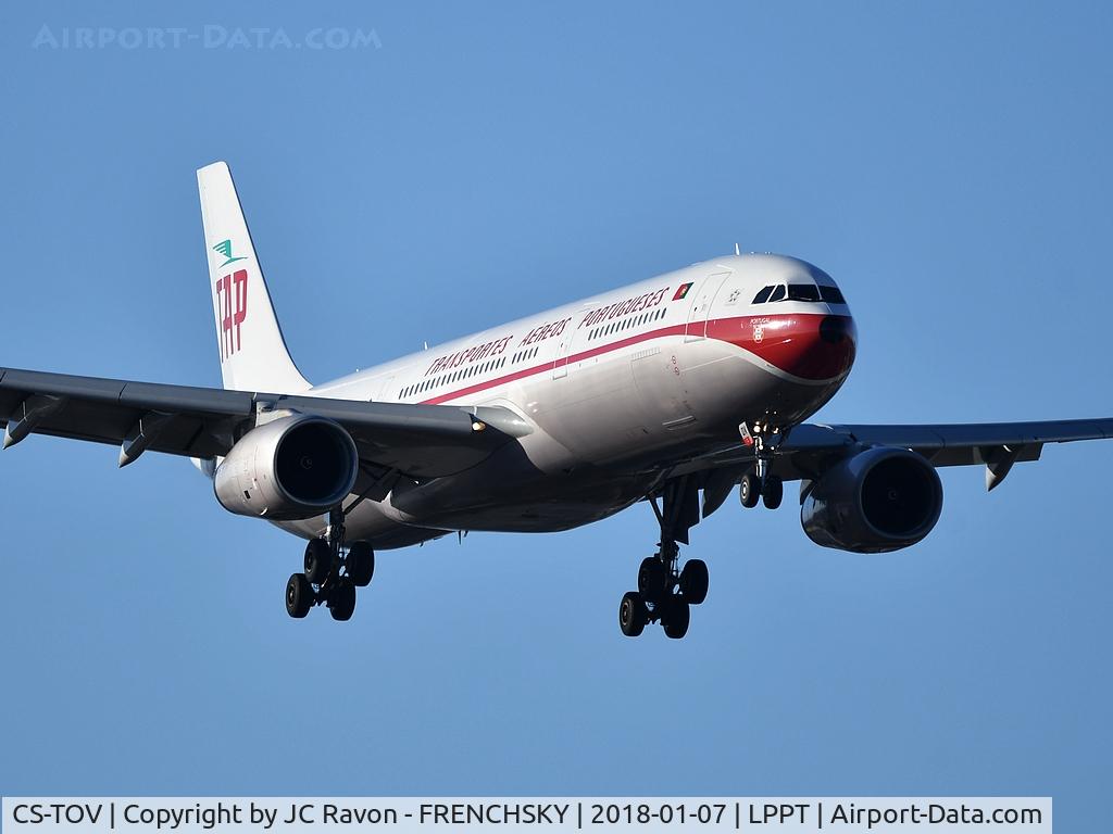 CS-TOV, 2009 Airbus A330-343X C/N 1006, landing runway 03
