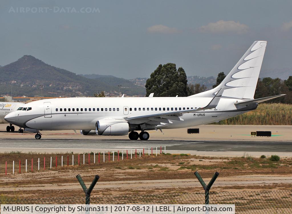 M-URUS, 2005 Boeing 737-7GC BBJ C/N 34622, Lining up rwy 25L for departure...