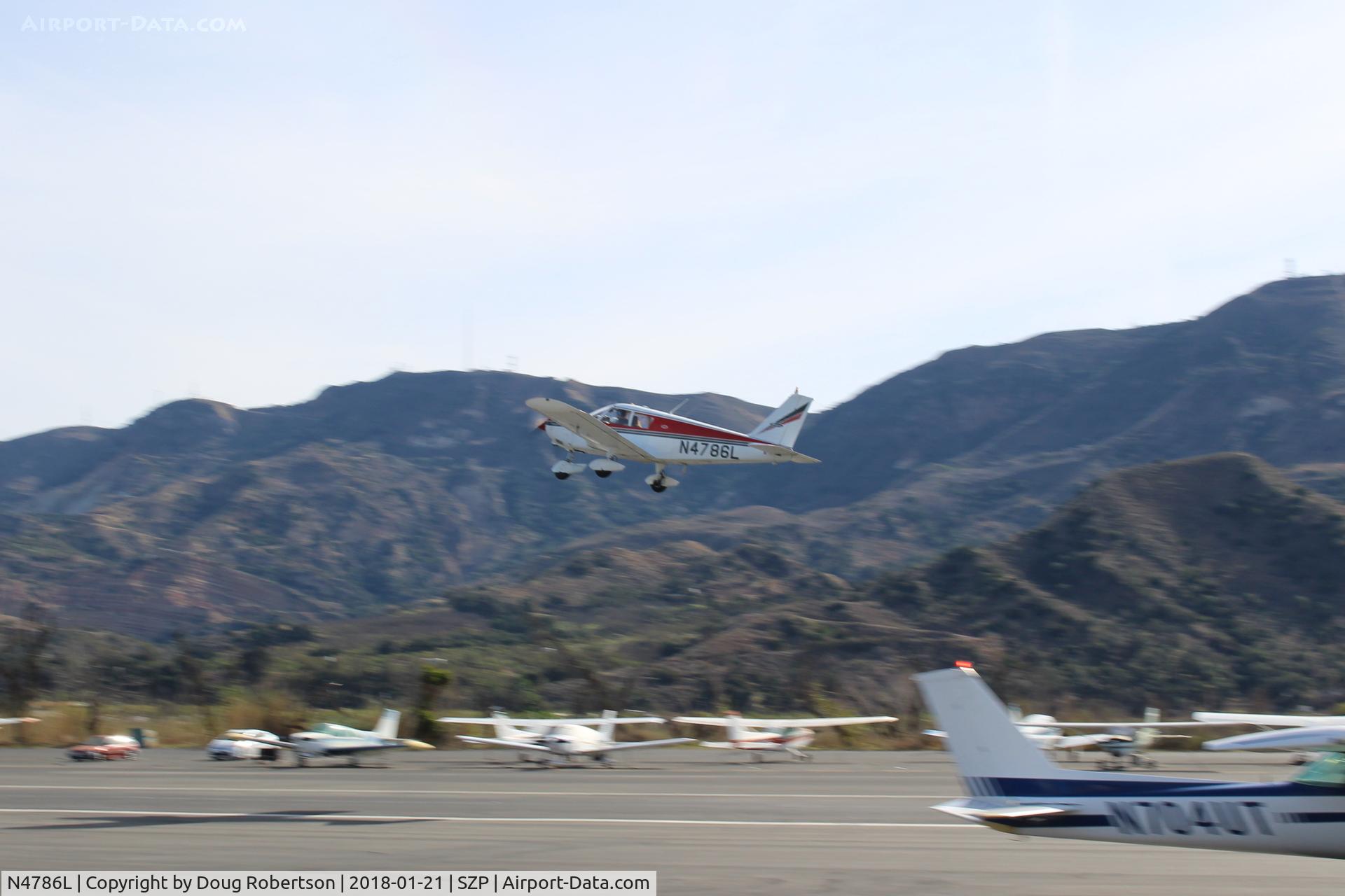 N4786L, 1967 Piper PA-28-180 Cherokee C/N 28-4122, 1967 Piper PA-28-180 CHEROKEE, Lycoming O&VO-360 180 Hp, takeoff climb Rwy 04