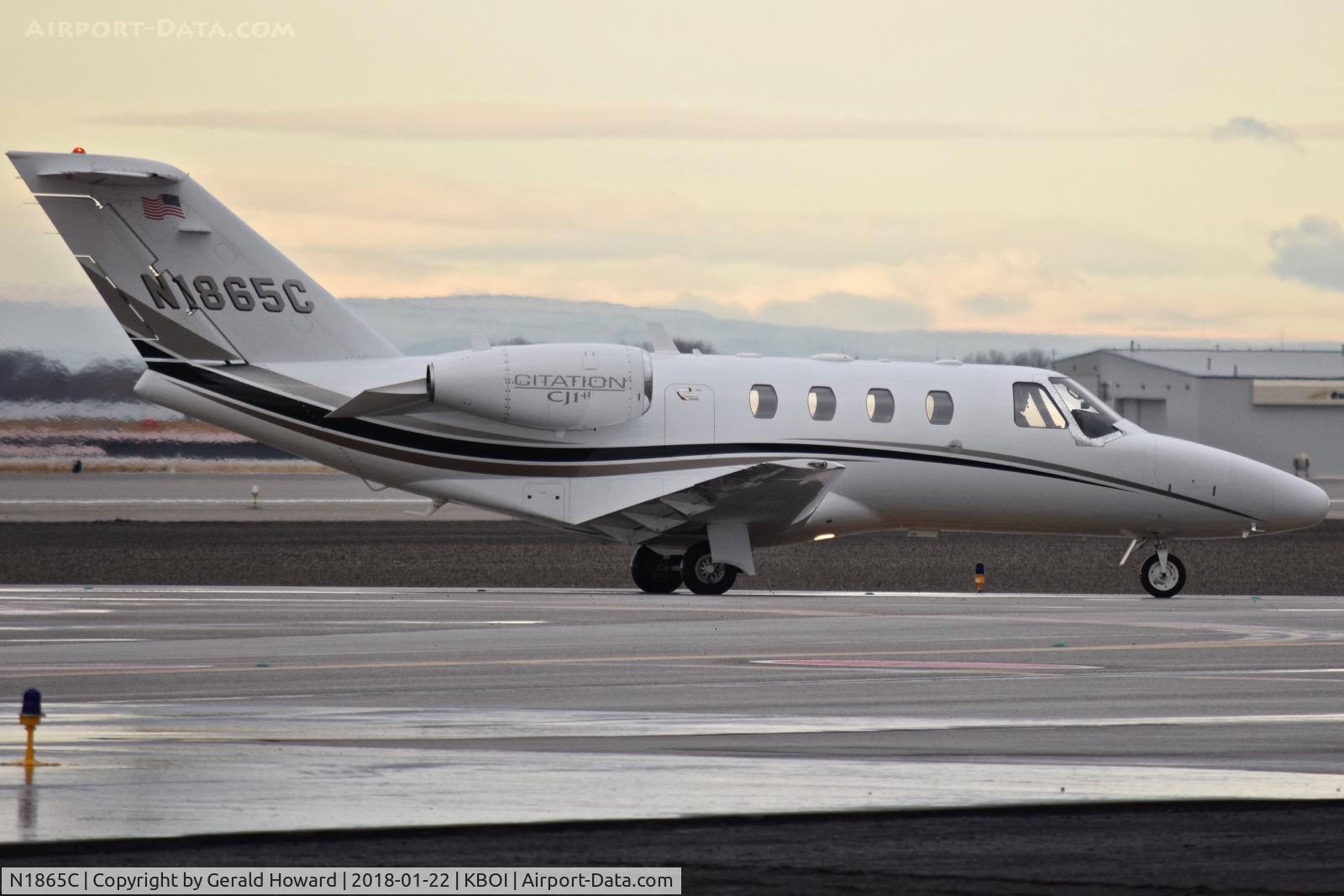 N1865C, 2007 Cessna 525 CitationJet CJ1+ C/N 525-0647, Taxiing on Delta.