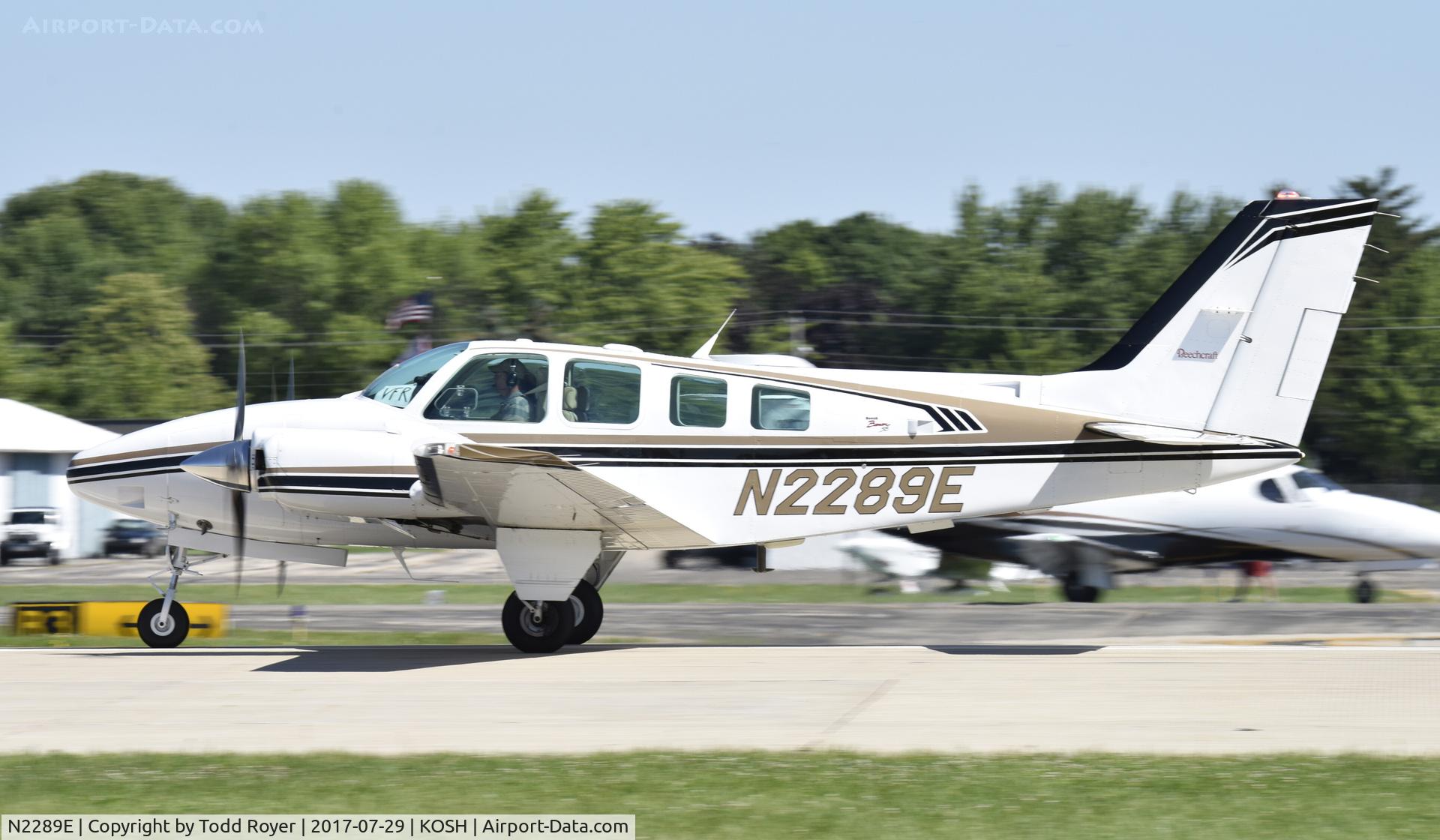 N2289E, 1997 Raytheon Aircraft Company 58 C/N TH-1821, Airventure 2017