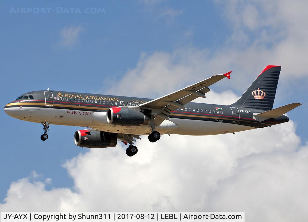 JY-AYX, 2006 Airbus A320-232 C/N 2953, Landing rwy 25R