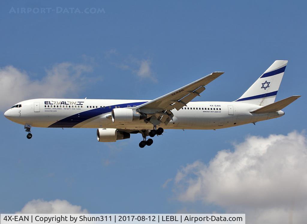 4X-EAN, 1996 Boeing 767-33A/ER C/N 27993, Landing rwy 25R