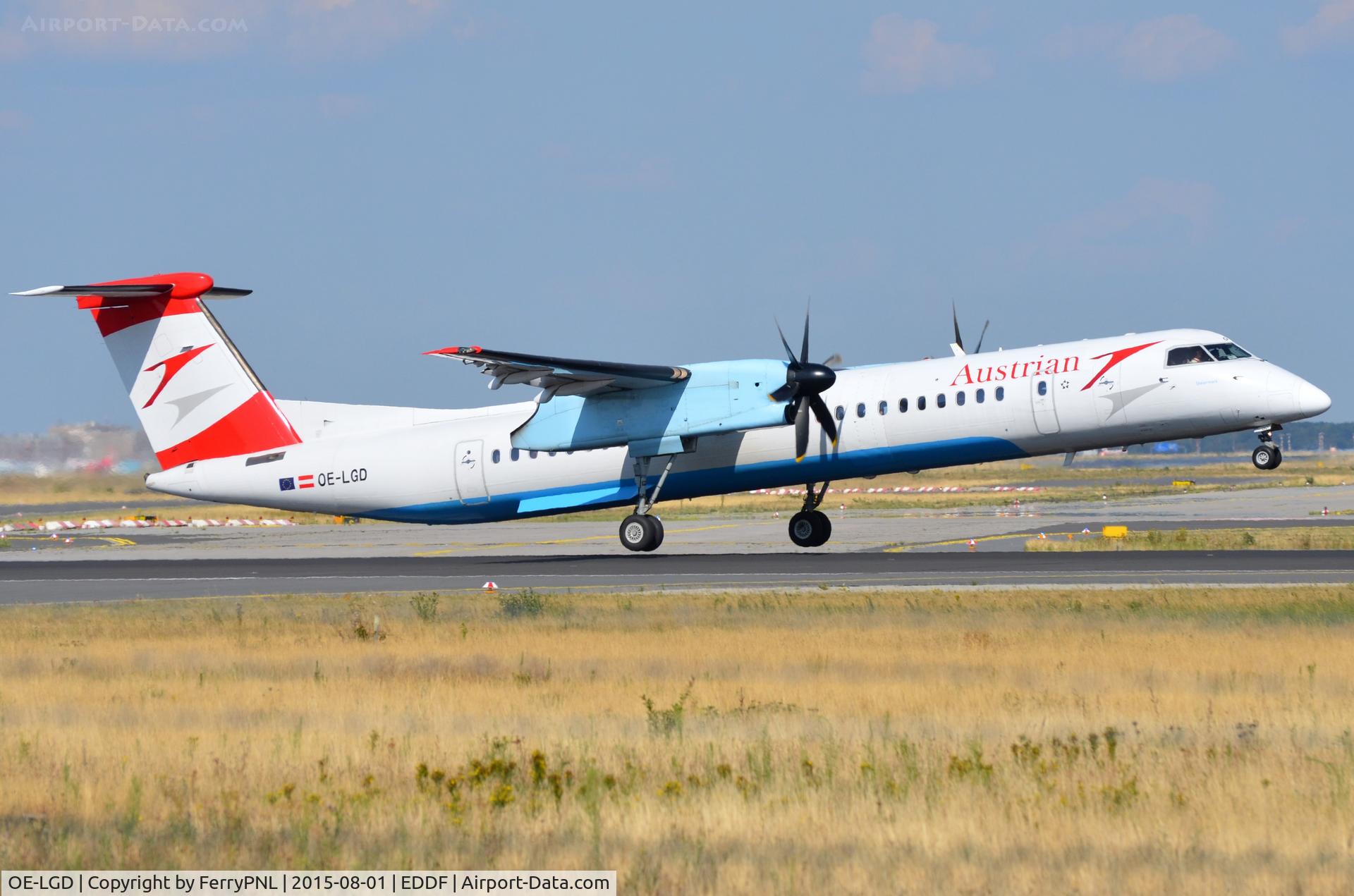 OE-LGD, 2000 De Havilland Canada DHC-8-402Q Dash 8 C/N 4027, Rotation of Austrian DHC8