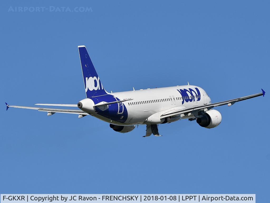 F-GKXR, 2009 Airbus A320-214 C/N 3795, JOON take off runway 03 to Paris CDG