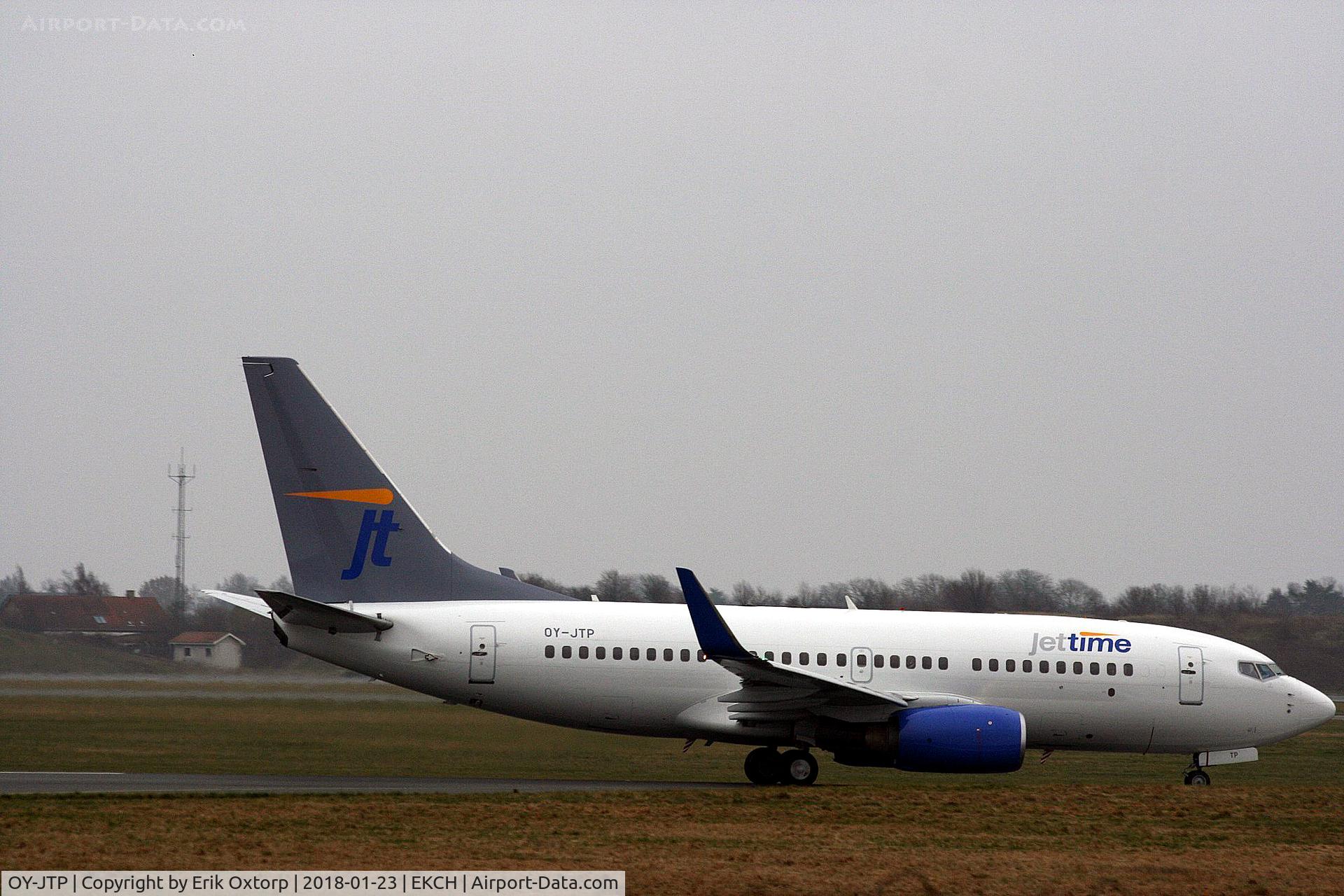 OY-JTP, 2005 Boeing 737-79L C/N 34022, OY-JTP in new Jettime c/s departing rw 22R for a flight on behalf of Air Greenland to SFJ