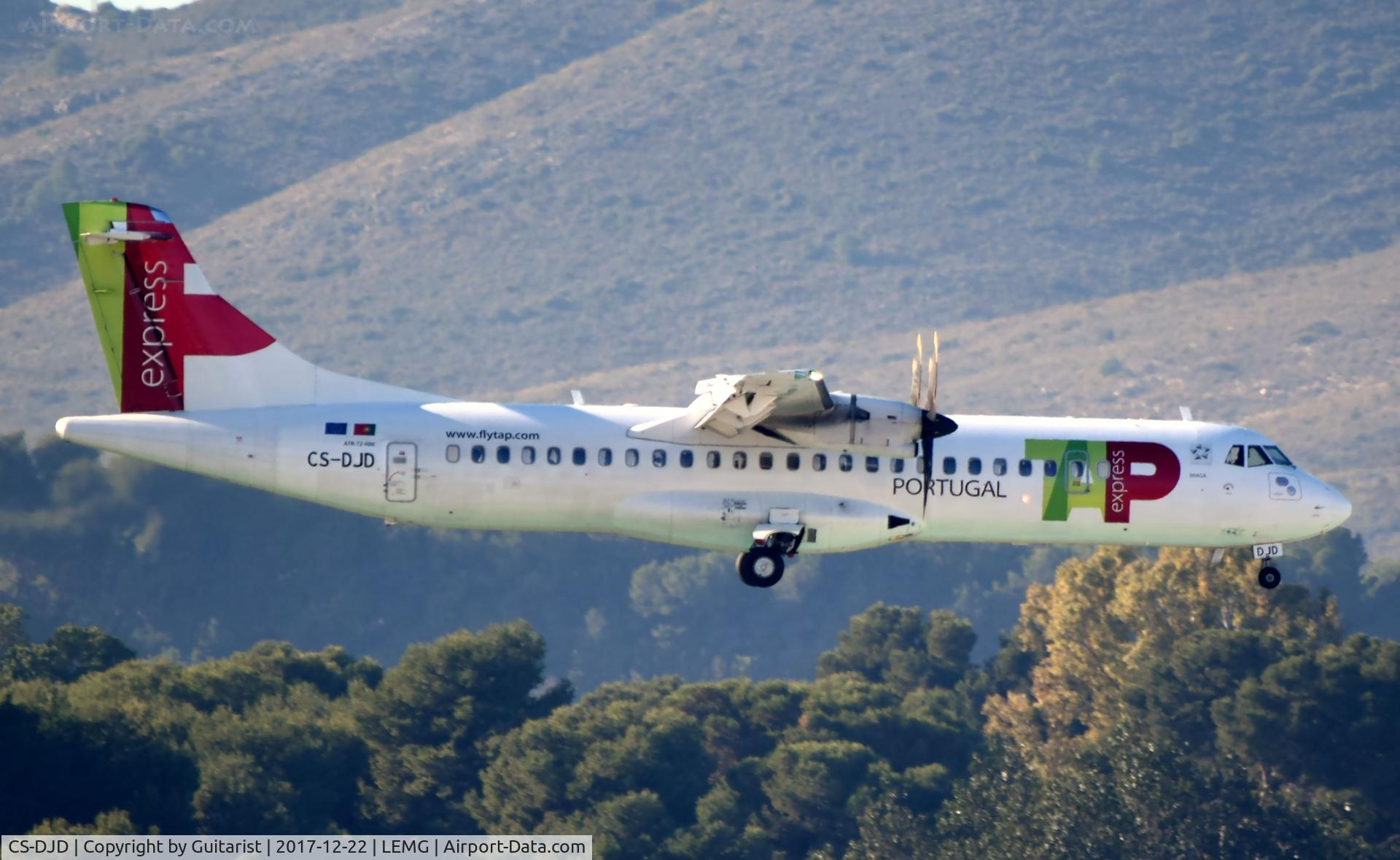 CS-DJD, 2015 ATR 72-212A C/N 1233, At Malaga