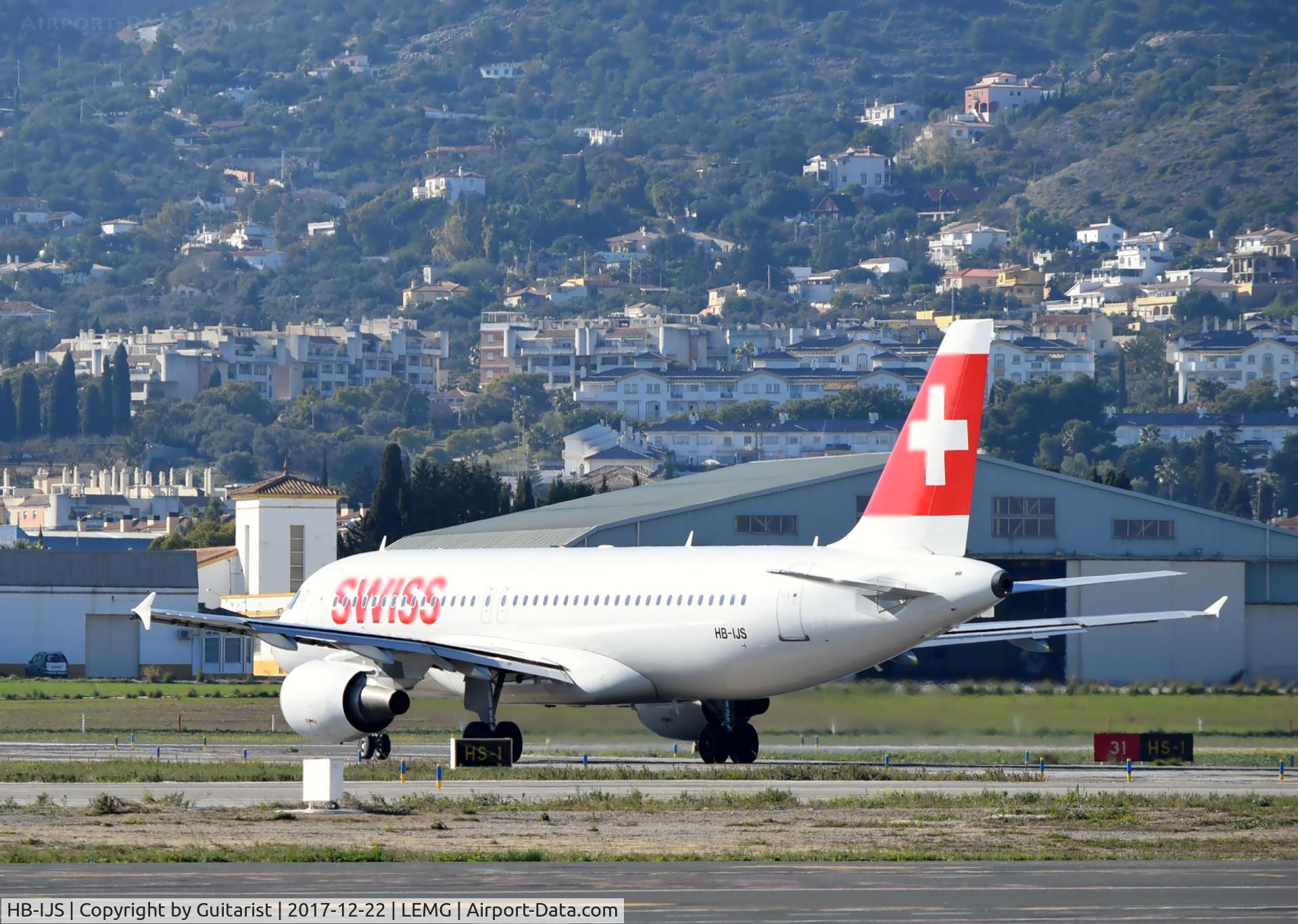 HB-IJS, 1998 Airbus A320-214 C/N 782, At Malaga