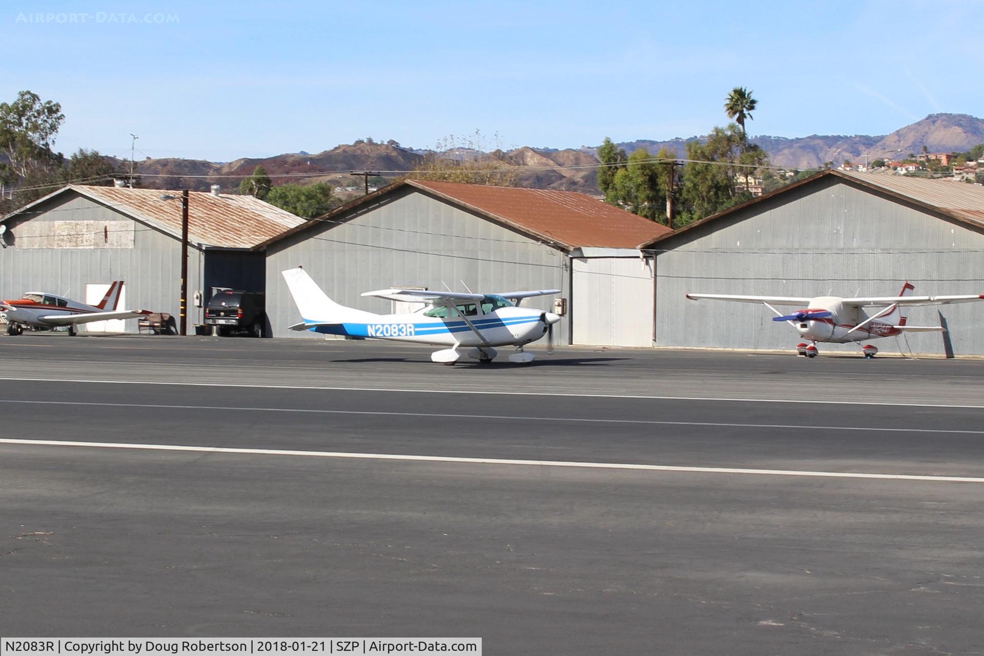 N2083R, 1964 Cessna 182G Skylane C/N 18255283, 1964 Cessna 182G SKYLANE, Continental O-470-S 230 Hp, taxi to Rwy 22