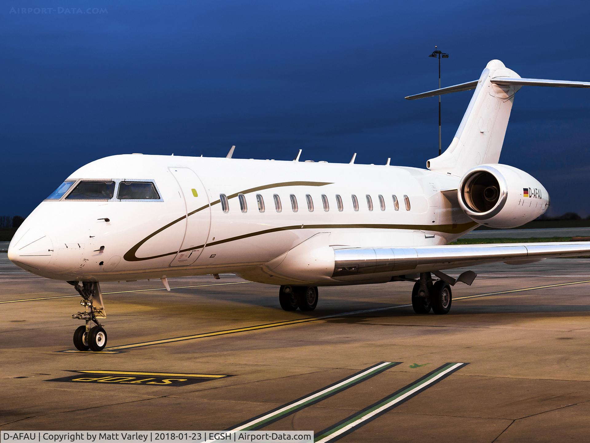 D-AFAU, 1998 Bombardier BD-700-1A10 Global Express C/N 9013, Sat on stand 5