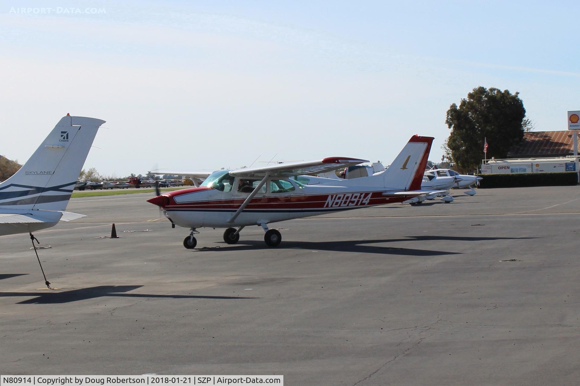 N80914, 1976 Cessna 172M C/N 17266799, 1976 Cessna 172M SKYHAWK, Lycoming O-320-E2D 150 Hp, taxi
