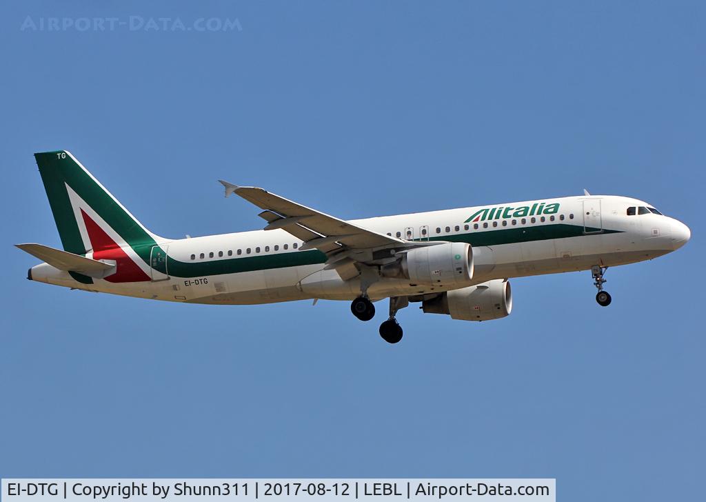 EI-DTG, 2009 Airbus A320-216 C/N 3921, Landing rwy 25R
