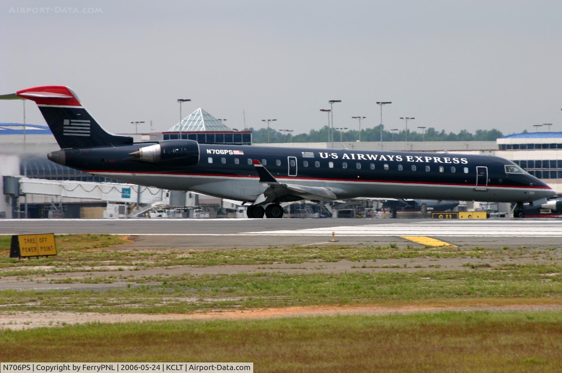 N706PS, 2004 Bombardier CRJ-701 (CL-600-2C10) Regional Jet C/N 10150, US Air Express CL200 arriving in CLT