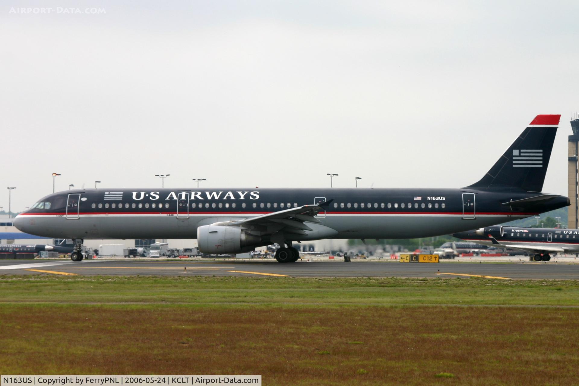 N163US, 2001 Airbus A321-211 C/N 1417, US Aiways A321 lining-up