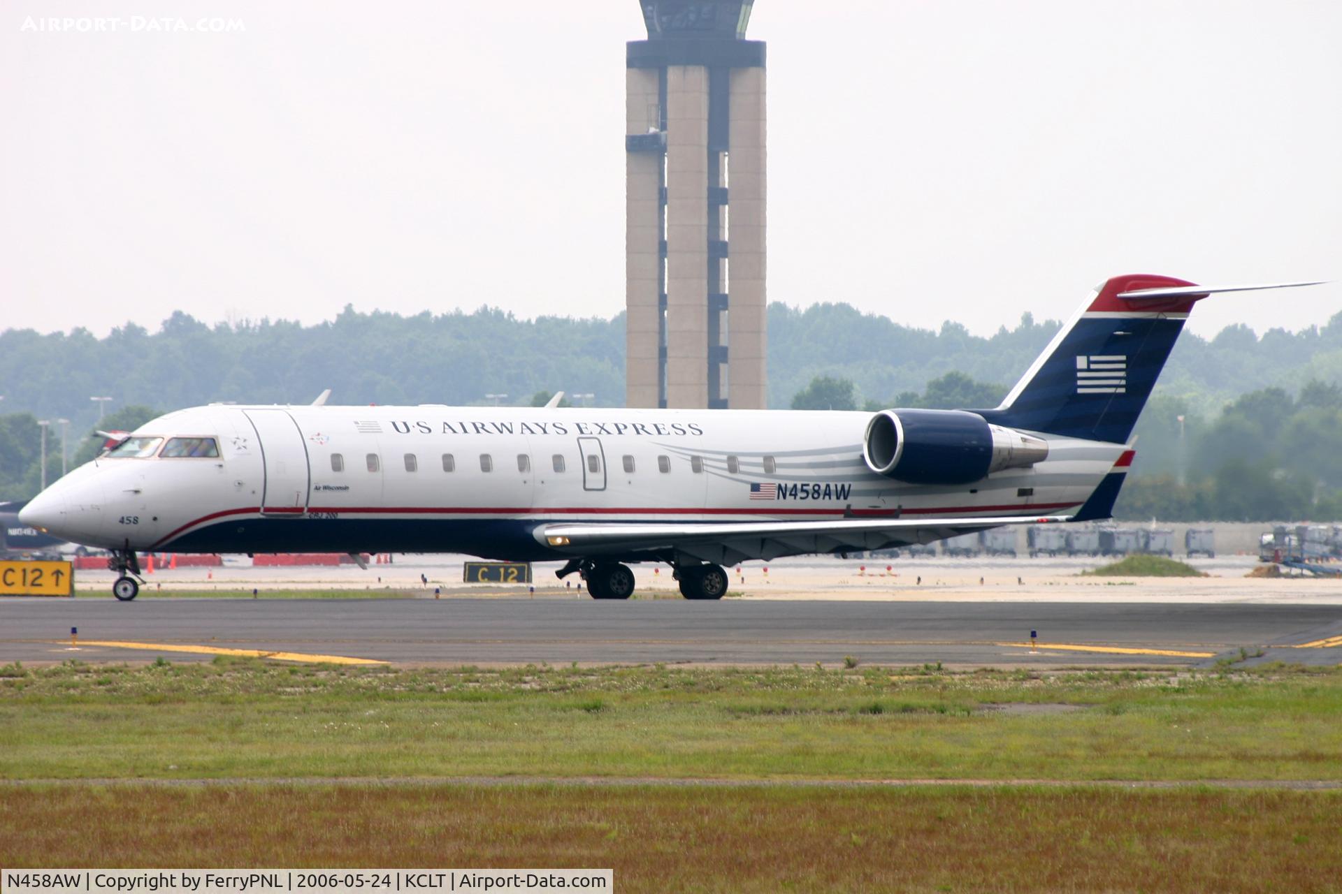 N458AW, 2003 Bombardier CRJ-200LR (CL-600-2B19) C/N 7861, US Express CL200 lining-up