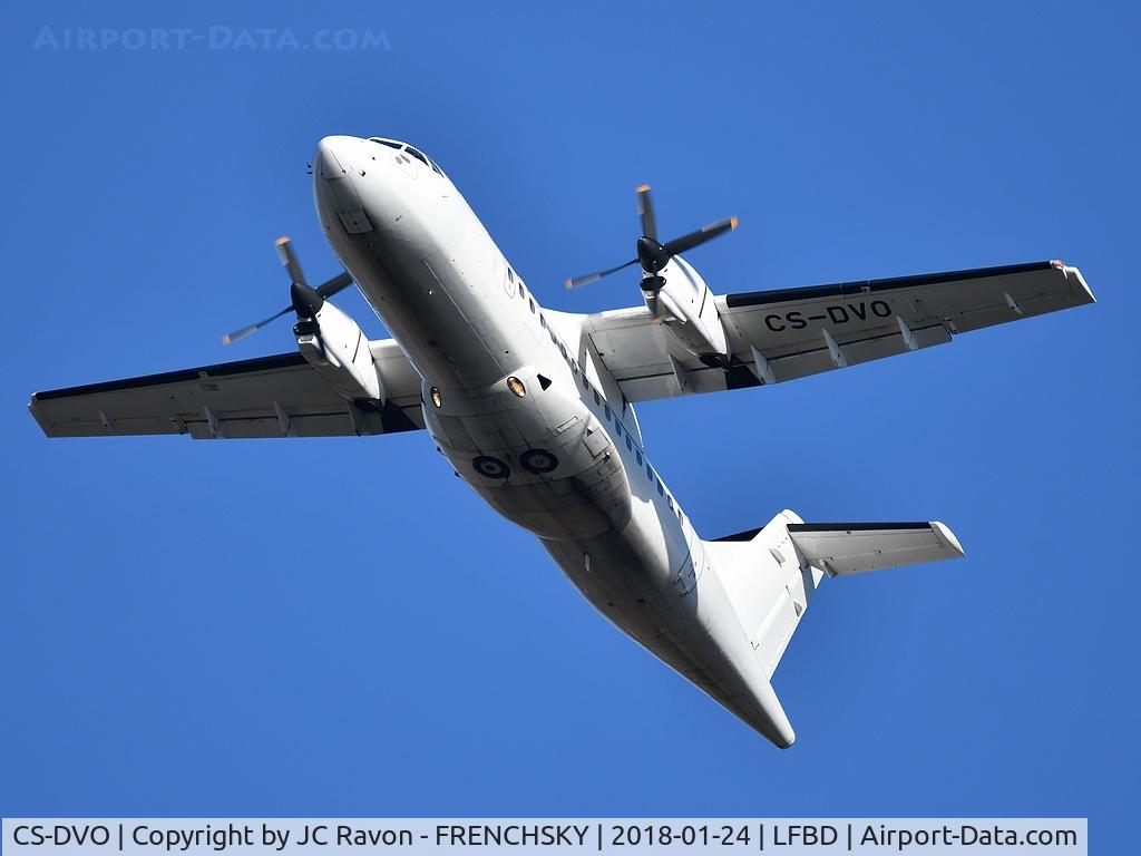 CS-DVO, 1992 ATR 42-320 C/N 337, Lease Fly take off runway 23