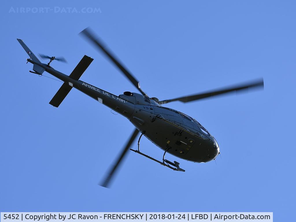 5452, Aérospatiale AS-555AN Fennec C/N 5452, French Army take off runway 23