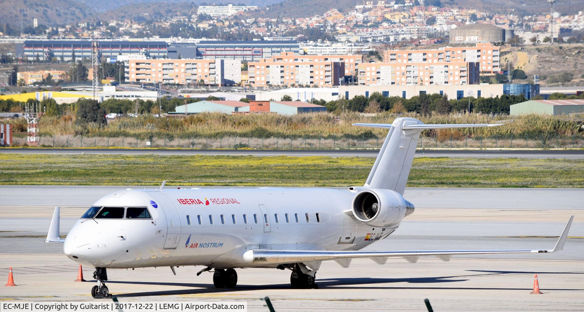 EC-MJE, 2002 Bombardier CRJ-200ER (CL-600-2B19) C/N 7622, At Malaga