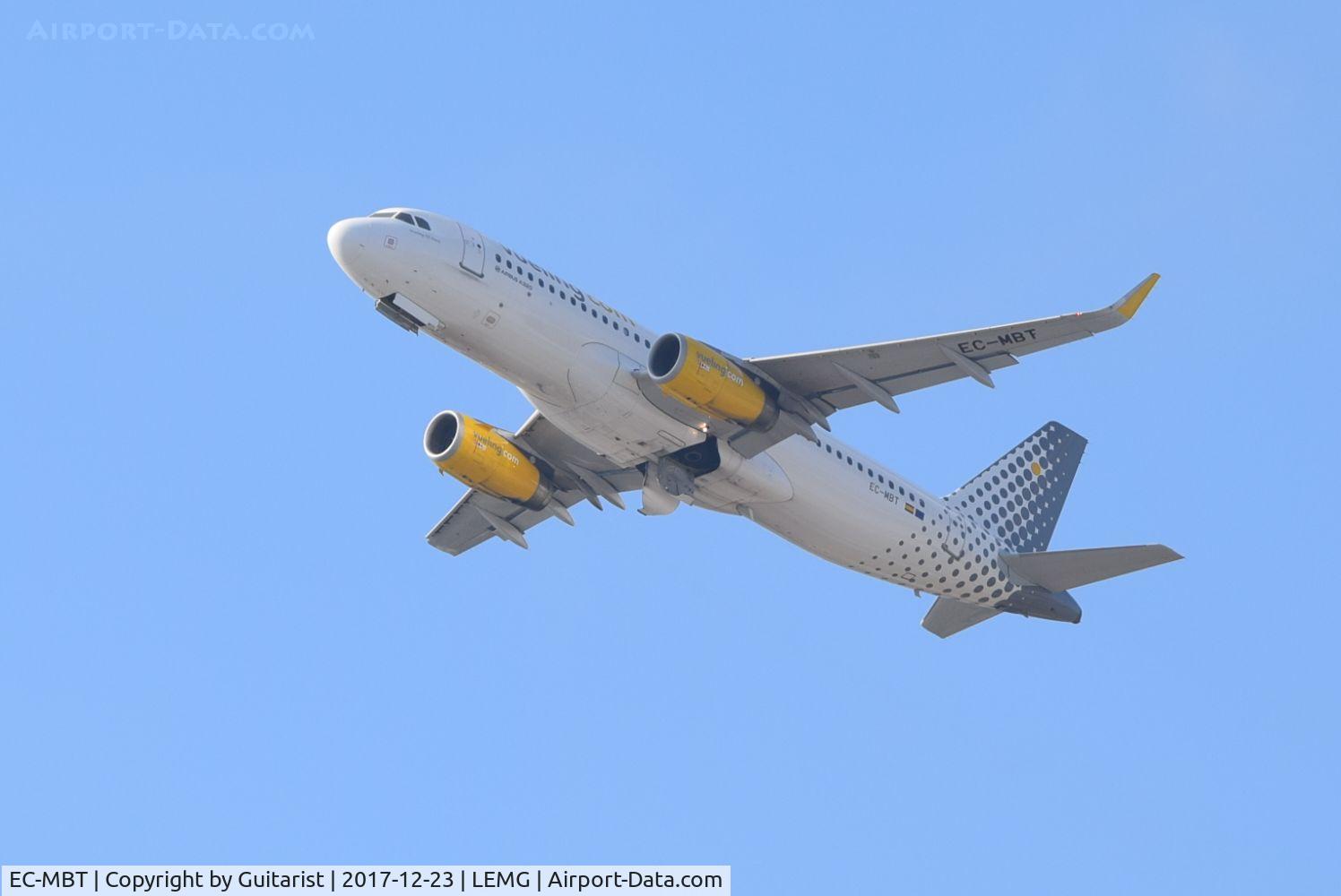 EC-MBT, 2014 Airbus A320-232 C/N 6128, At Malaga