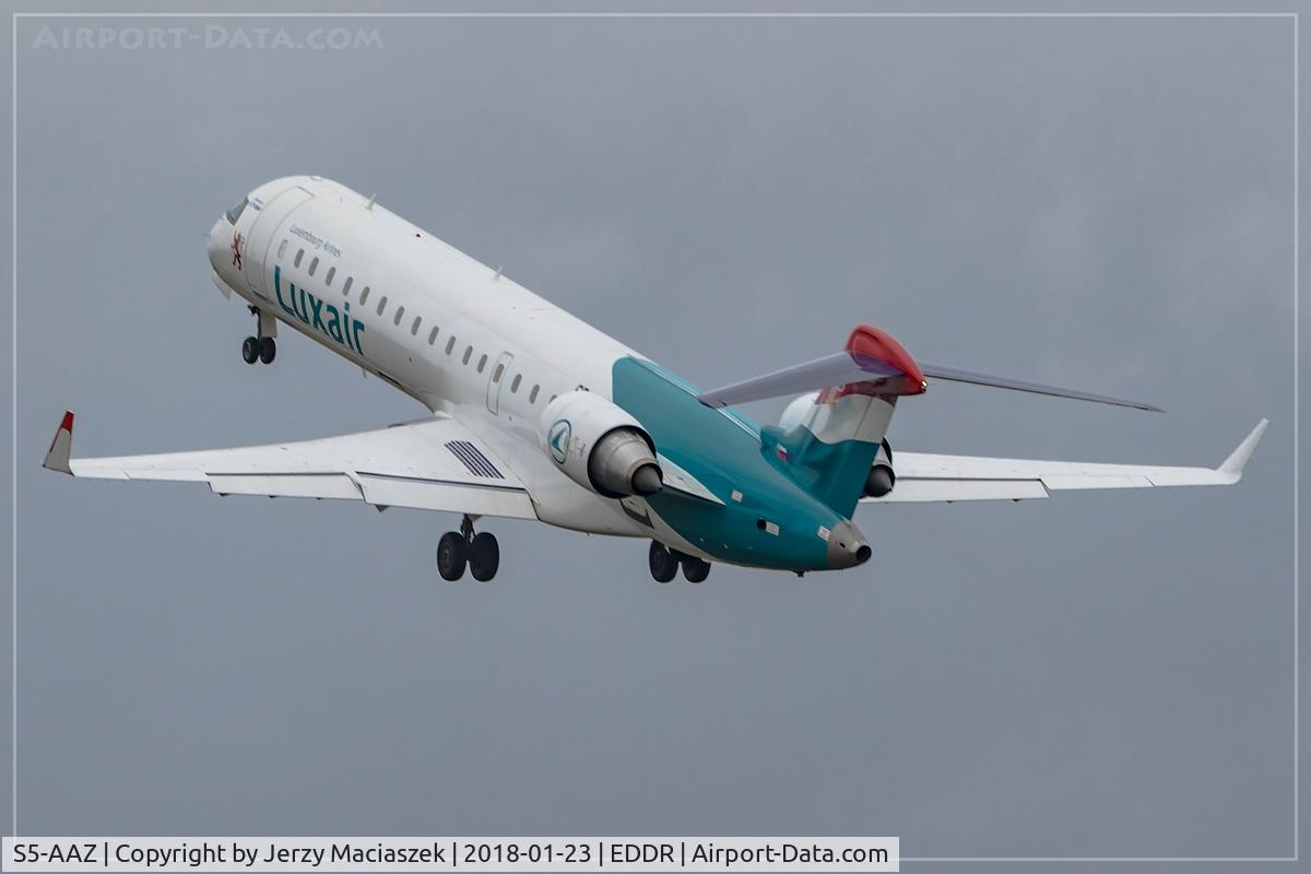 S5-AAZ, 2001 Canadair CRJ-700 (CL-600-2C10) Regional Jet C/N 10014, Canadair CRJ-700