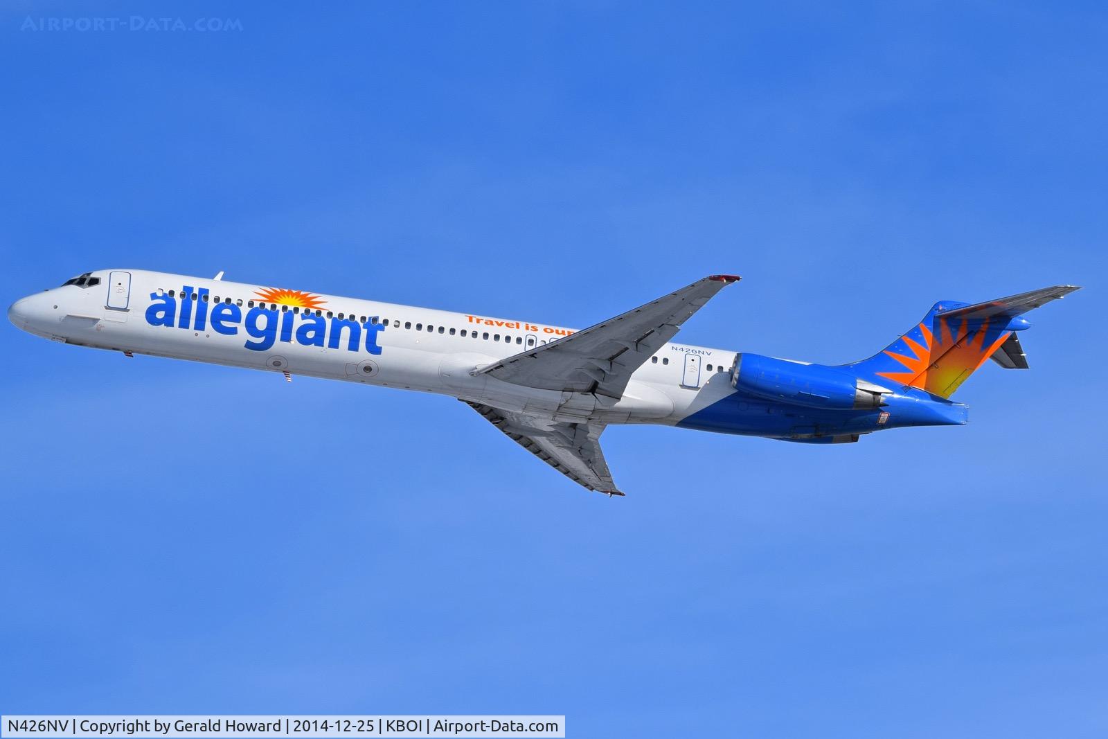 N426NV, 1986 McDonnell Douglas MD-82 (DC-9-82) C/N 49437, Departing RWY 28R.