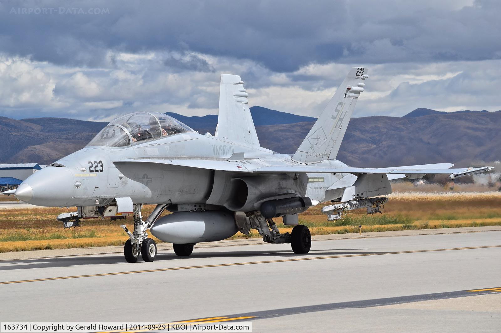 163734, McDonnell Douglas F/A-18D Hornet C/N 804/C093, Taxiing on Bravo.  VMFAT-101 