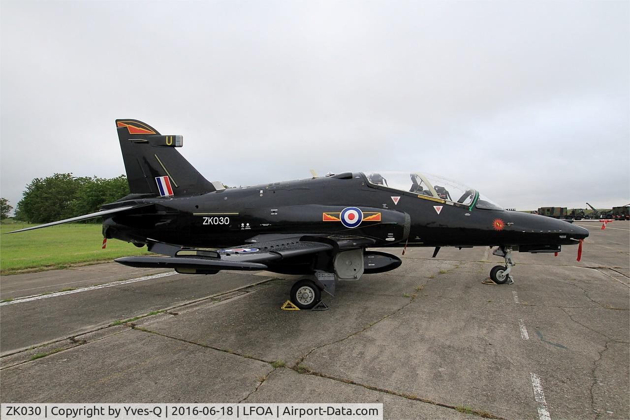 ZK030, 2010 British Aerospace Hawk T2 C/N RT021/1259, Royal Air Force British Aerospace Hawk T.2, Static display, Avord Air Base 702 (LFOA) Open day 2016