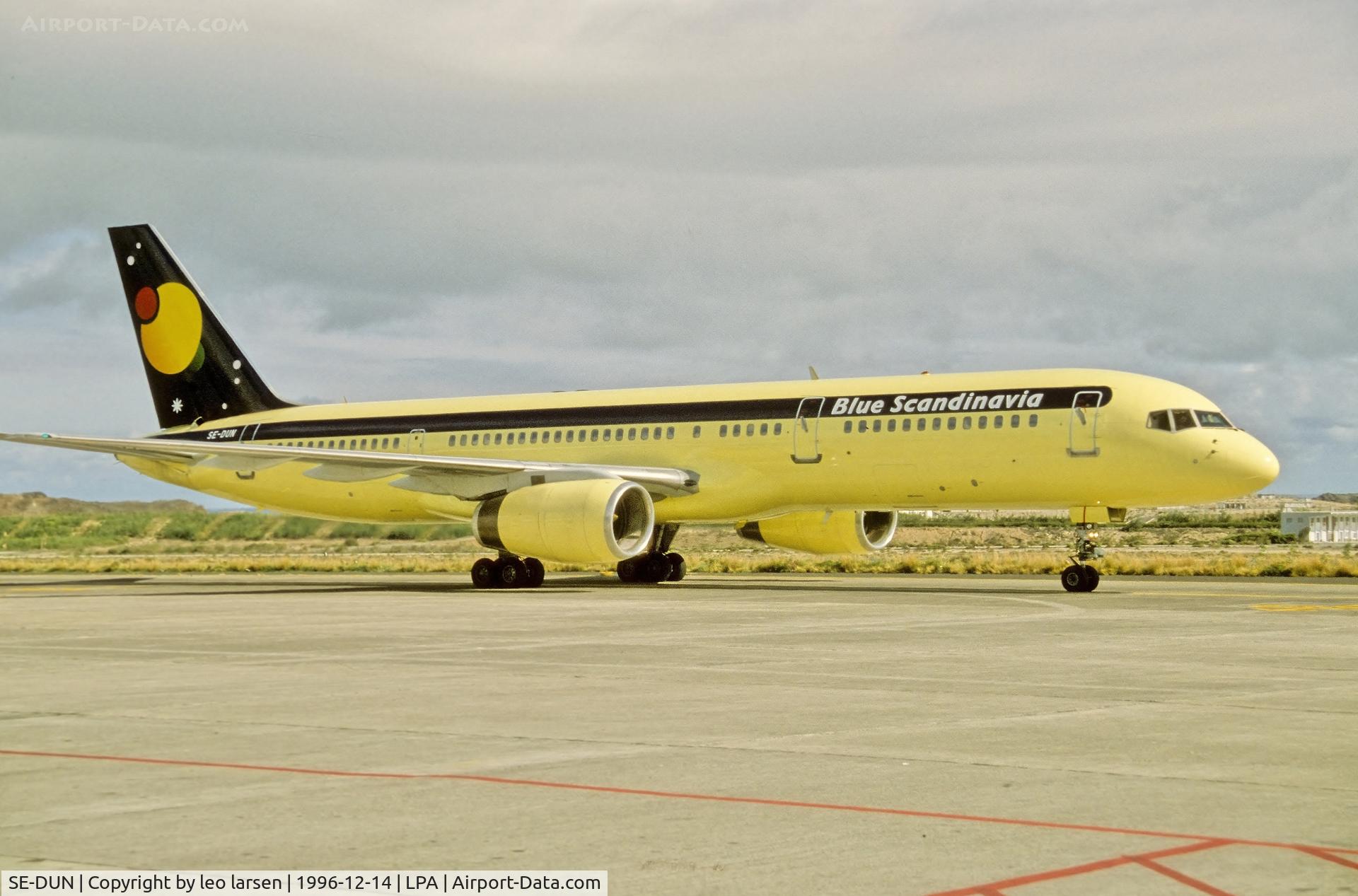 SE-DUN, 1986 Boeing 757-225 C/N 22612, las Palmas 14.12.1996