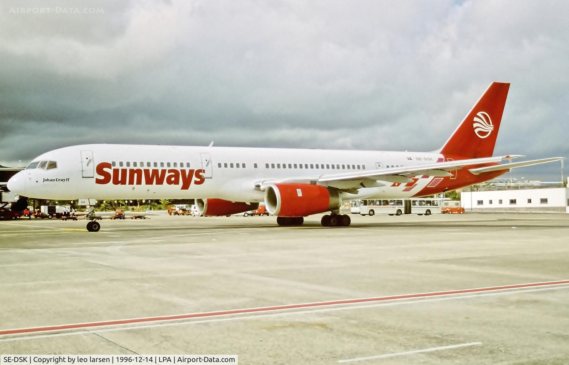 SE-DSK, 1992 Boeing 757-236 C/N 25592, Las Palmas 14.12.1996