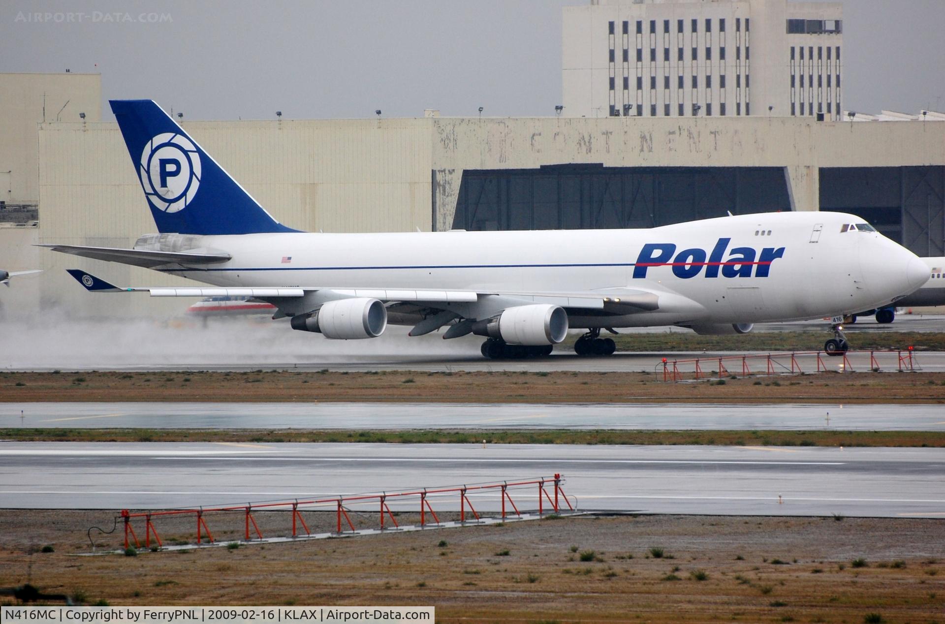 N416MC, 2002 Boeing 747-47UF C/N 32838/1307, Polar B744F thundering down the runway for take-off.