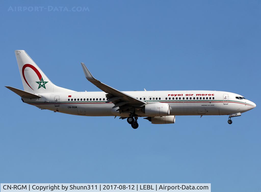 CN-RGM, 2013 Boeing 737-8B6 C/N 33074, Landing rwy 25R