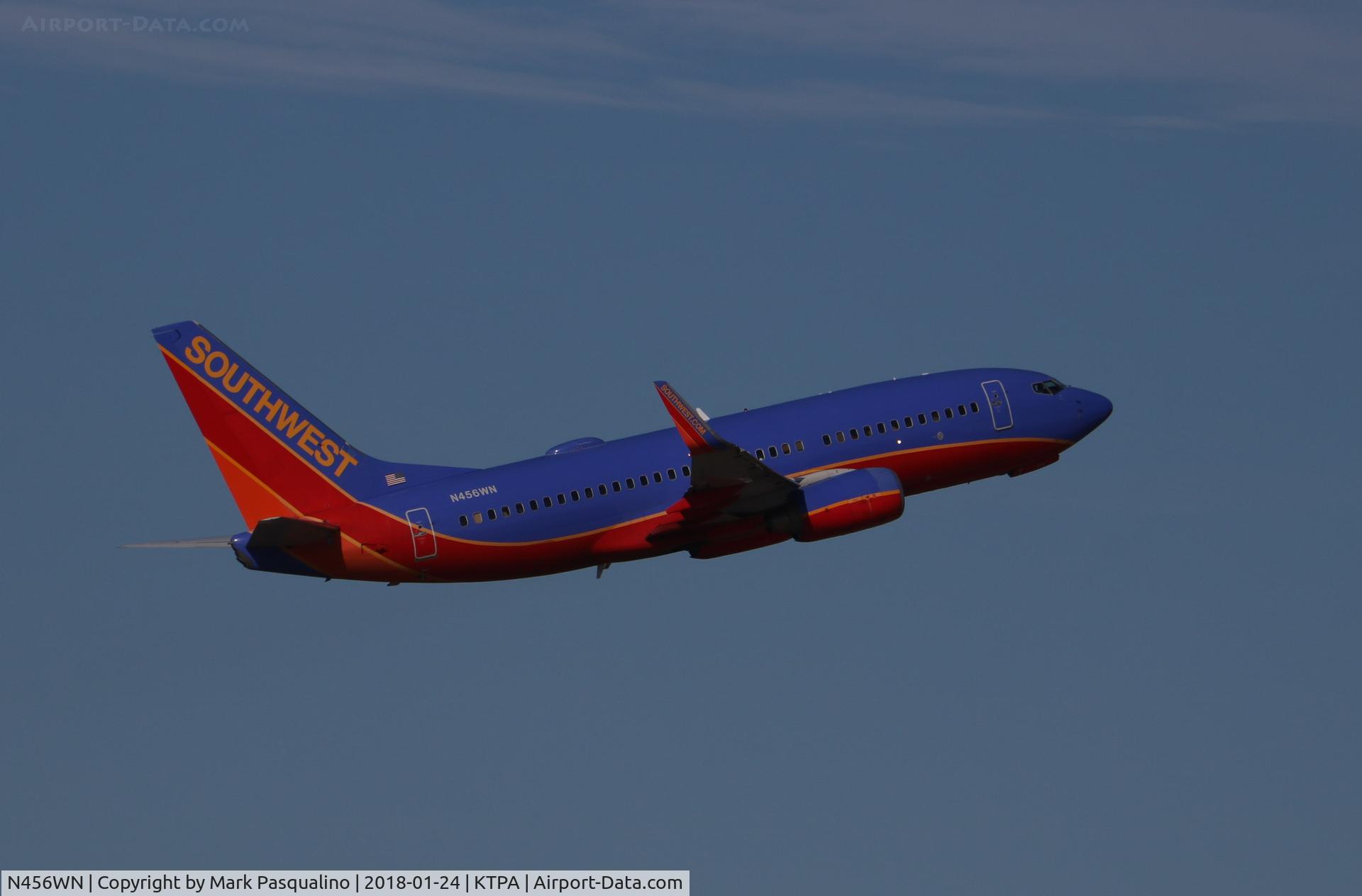 N456WN, 2004 Boeing 737-7H4 C/N 32463, Boeing 737-700