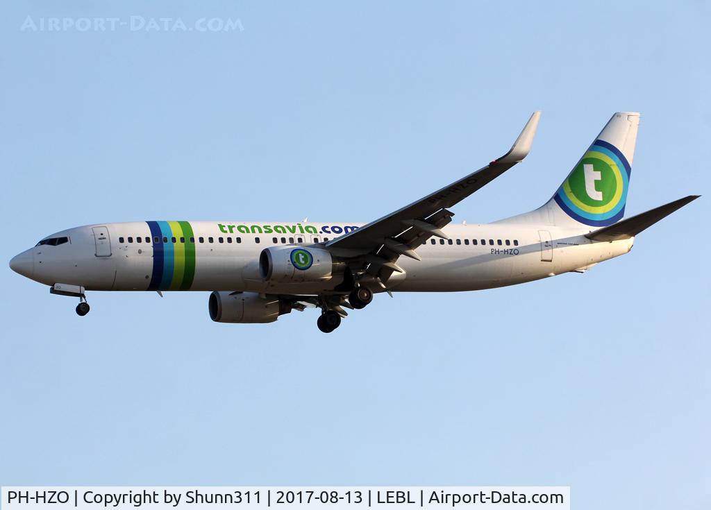 PH-HZO, 2007 Boeing 737-8K2 C/N 34169, Landing rwy 25R