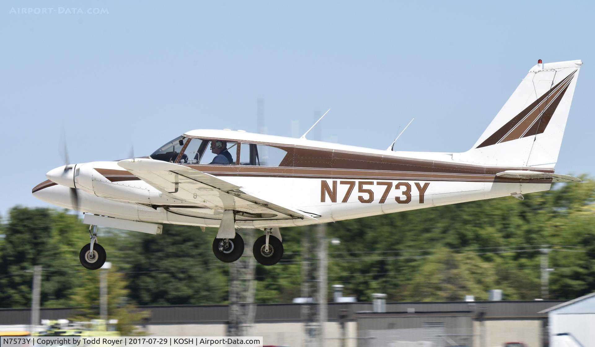 N7573Y, 1964 Piper PA-30 Twin Comanche Twin Comanche C/N 30-638, Airventure 2017