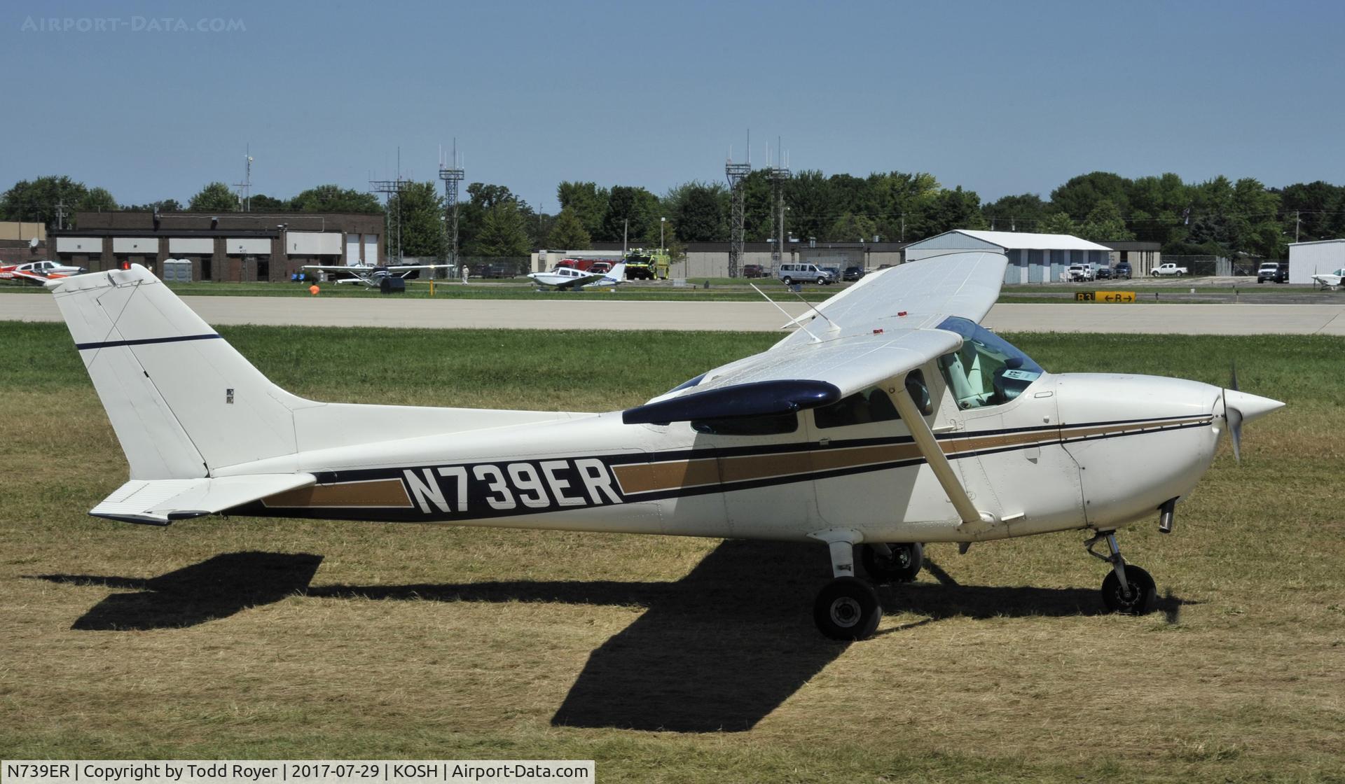 N739ER, 1978 Cessna 172N C/N 17270489, Airventure 2017