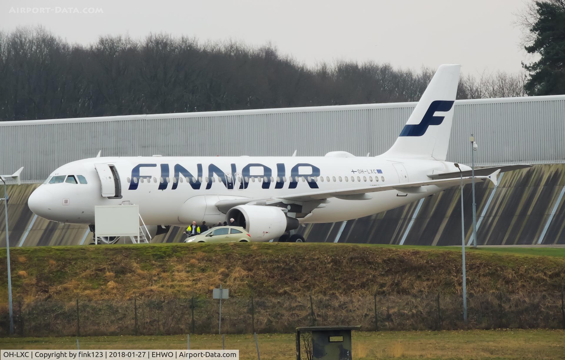 OH-LXC, 2001 Airbus A320-214 C/N 1544, Finnair A320 engine test for departure later that day.