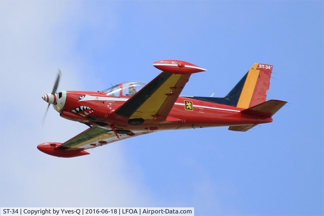 ST-34, SIAI-Marchetti SF-260MB C/N 10-34, Belgian Red Devil Team SIAI-Marchetti SF-260M, On display, Avord Air Base 702 (LFOA) Open day 2016