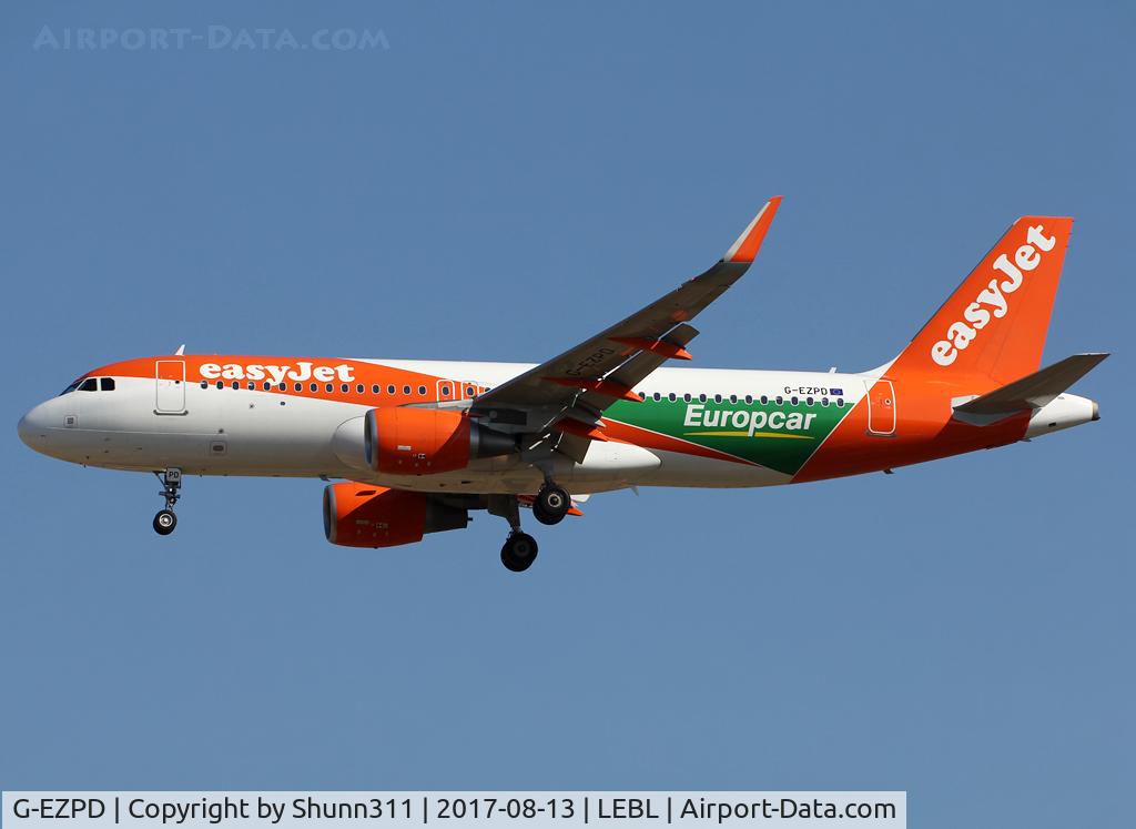 G-EZPD, 2015 Airbus A320-214 C/N 7040, Landing rwy 25R with Europcar c/s