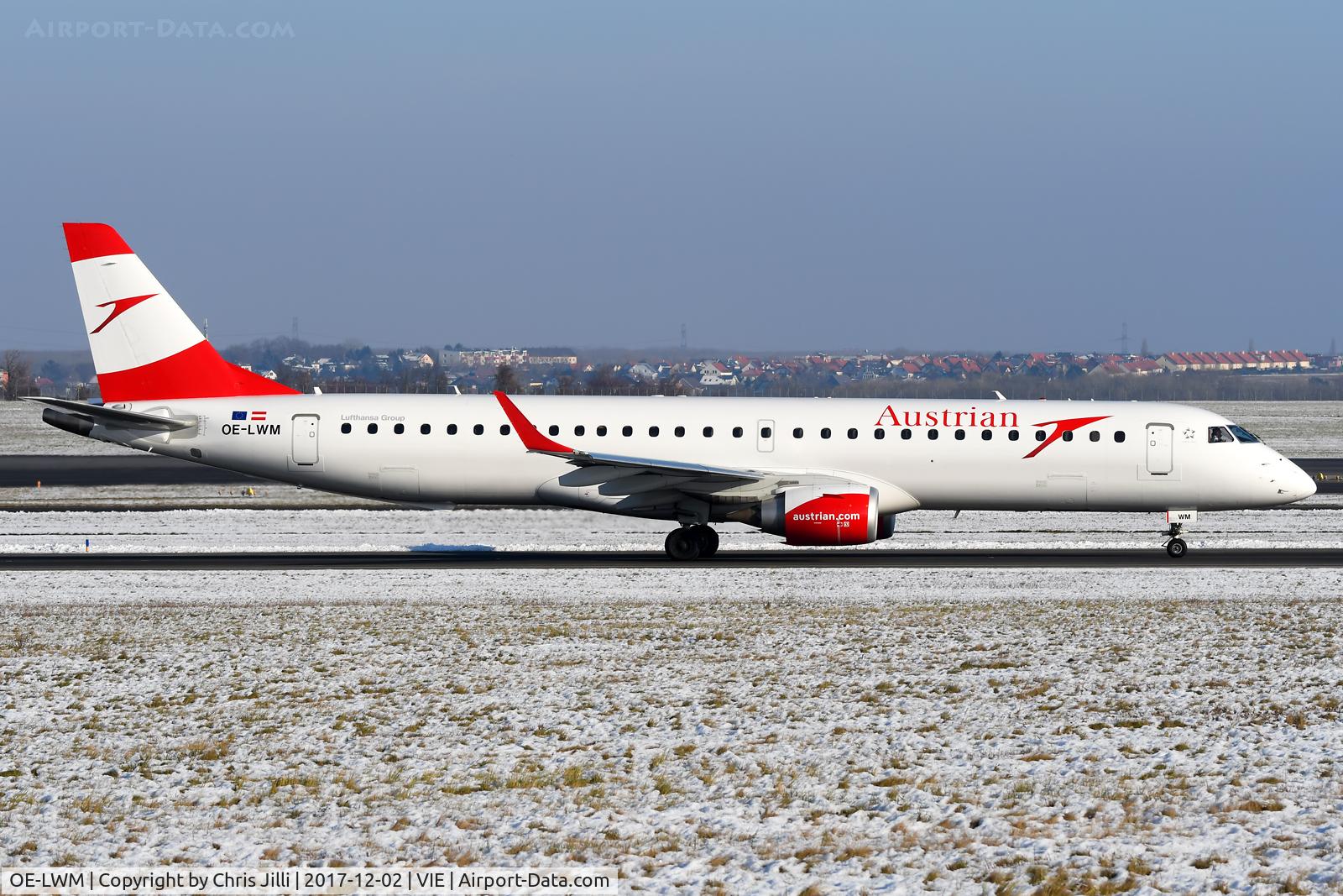 OE-LWM, 2012 Embraer 195LR (ERJ-190-200LR) C/N 19000542, Austrian Airlines