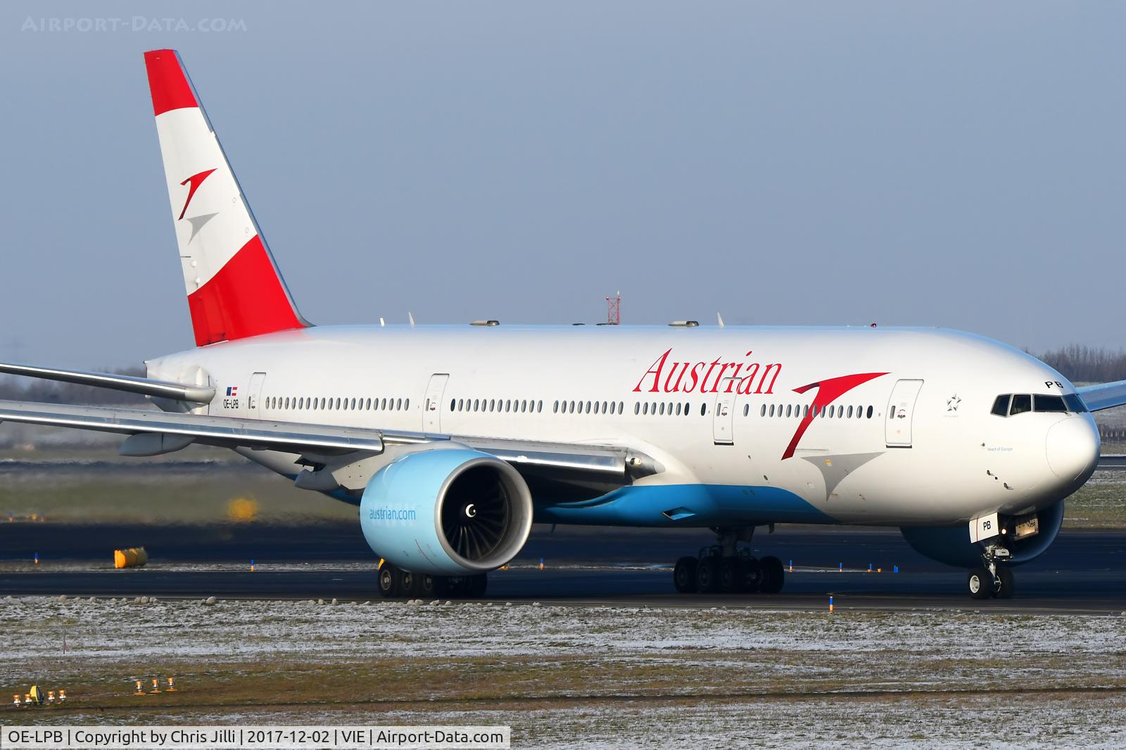 OE-LPB, 1998 Boeing 777-2Z9/ER C/N 28699, Austrian Airlines