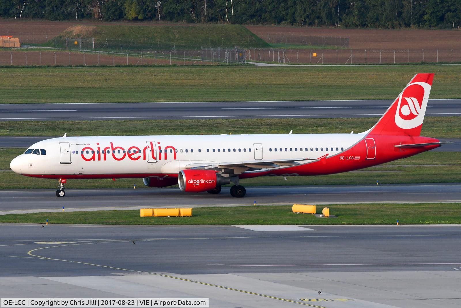 OE-LCG, 2003 Airbus A321-211 C/N 1988, NIKI