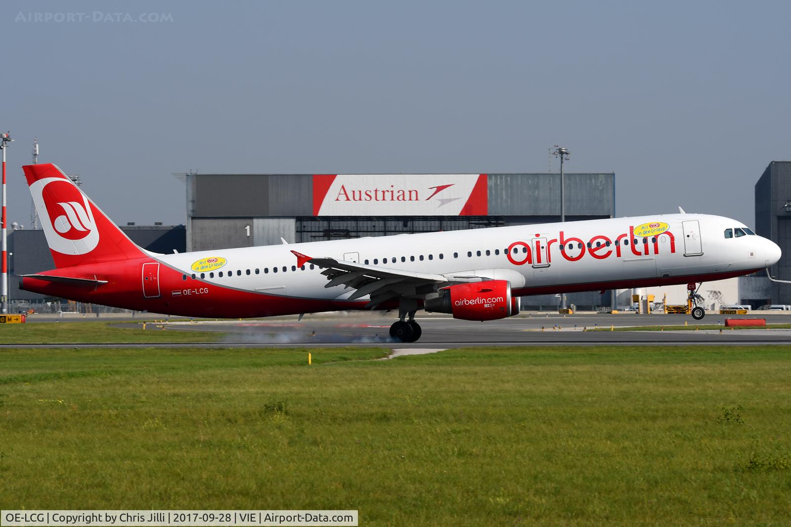 OE-LCG, 2003 Airbus A321-211 C/N 1988, NIKI