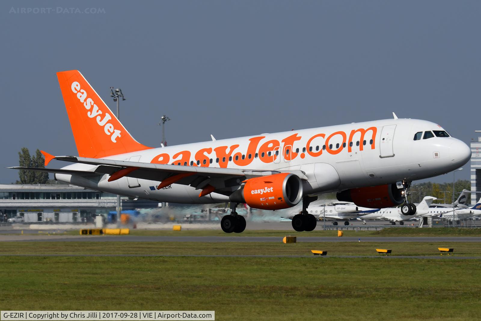G-EZIR, 2005 Airbus A319-111 C/N 2527, easyjet