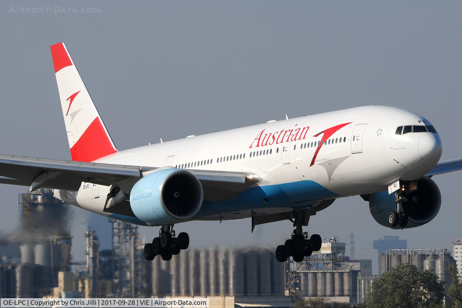 OE-LPC, 2002 Boeing 777-2Z9/ER C/N 29313, Austrian Airlines