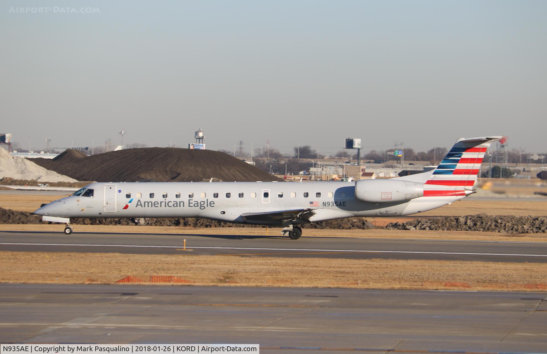 N935AE, 2005 Embraer ERJ-145LR (EMB-145LR) C/N 14500920, EMB-145LR