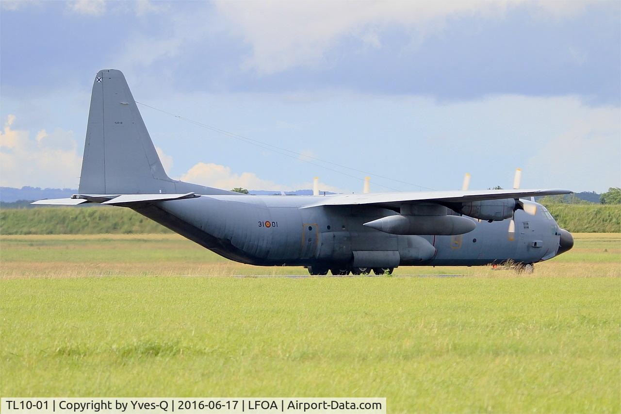 TL10-01, 1988 Lockheed C-130H-30 Hercules C/N 382-5003, Spanish Air Force Lockheed C-130H-30 Hercules, Taxiing to holding point, Avord Air Base 702 (LFOA) Open day 2016