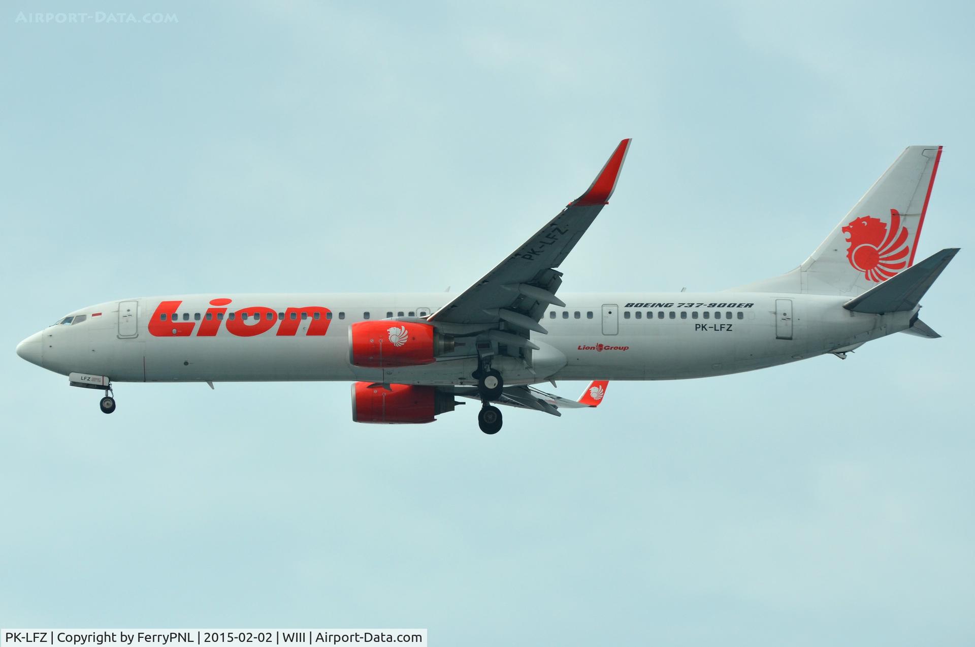 PK-LFZ, 2009 Boeing 737-9GP/ER C/N 35726, Landing of Lion Air B739
