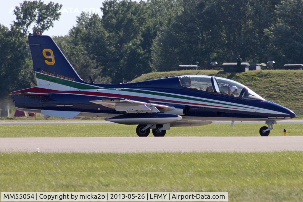 MM55054, Aermacchi MB-339PAN C/N 6848/188/AA085, Taxiing